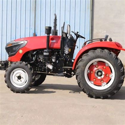 Zemědělský stroj traktor