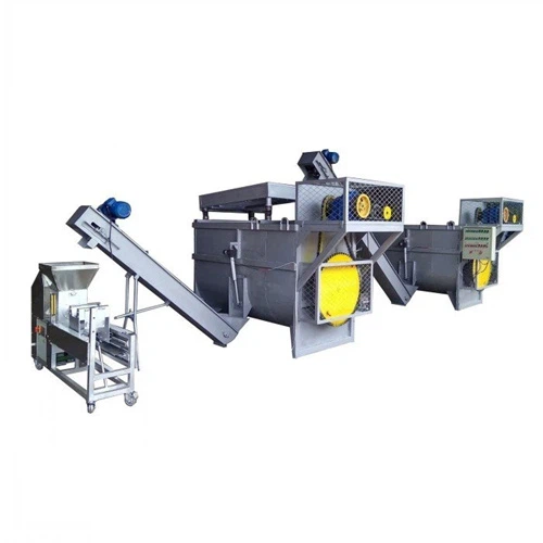 Zařízení pro automatické pytlování mandlových hub